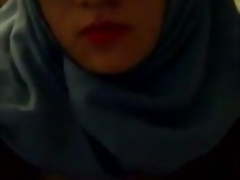 Hijab Girls Solo Masturbation (My Niece)